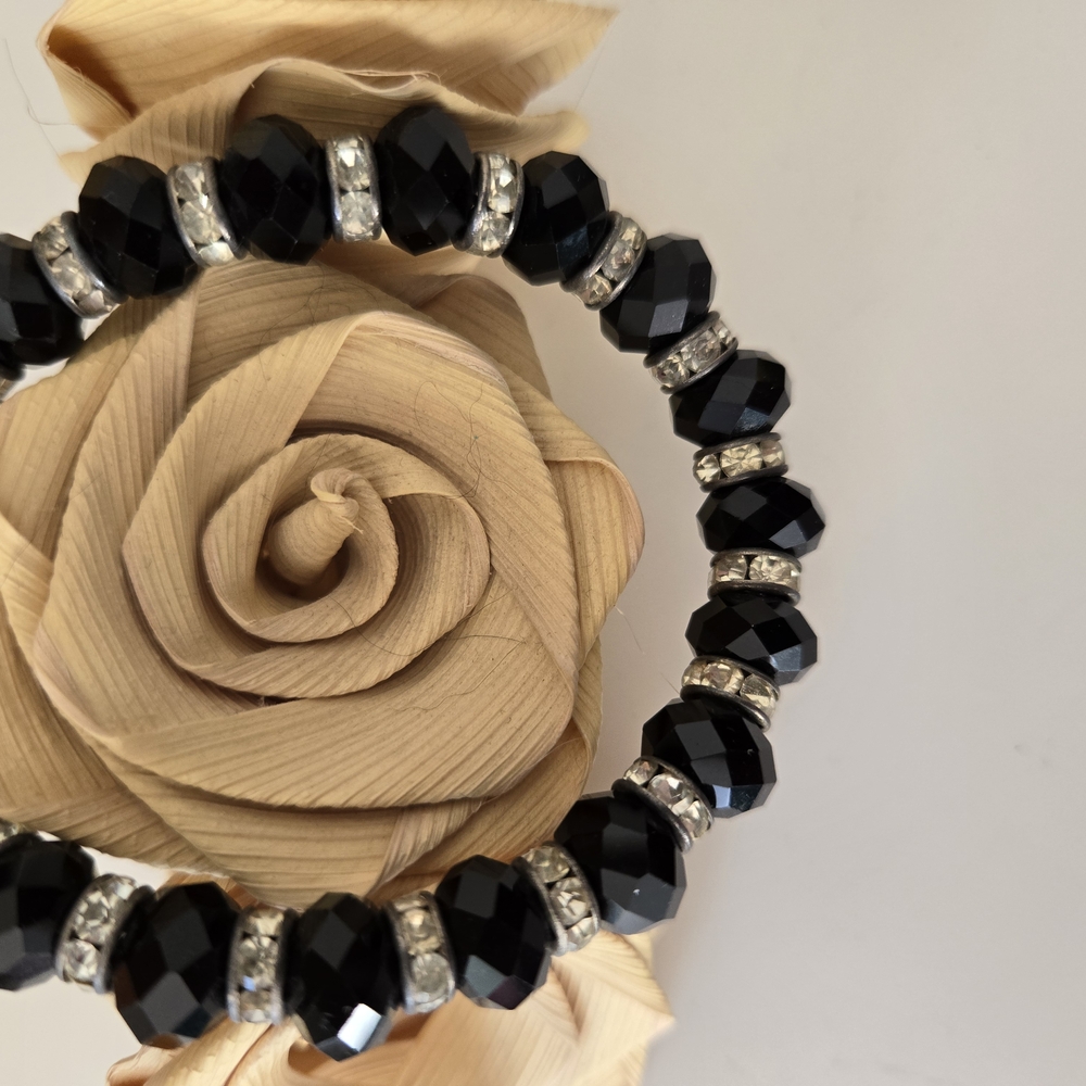 Elegant Black and Silver Beaded Bracelet